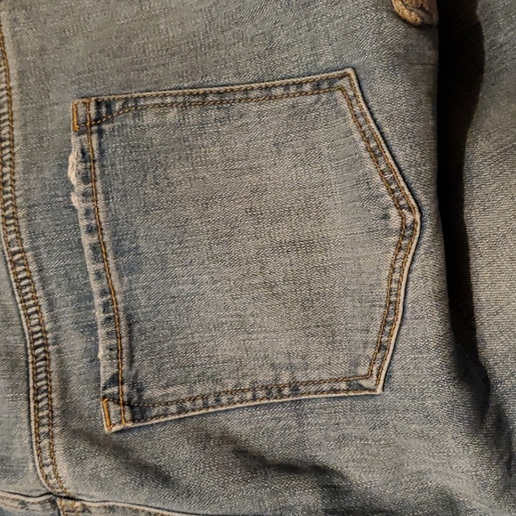 Floral jeans from Loft - Picture 6 of 7